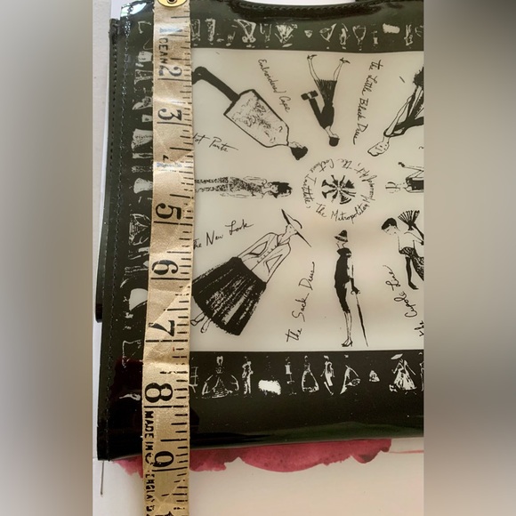 Metropolitan Museum of Art Costume Institute Waist Not 1994 R. Toledo Tote 👜 - Picture 14 of 15